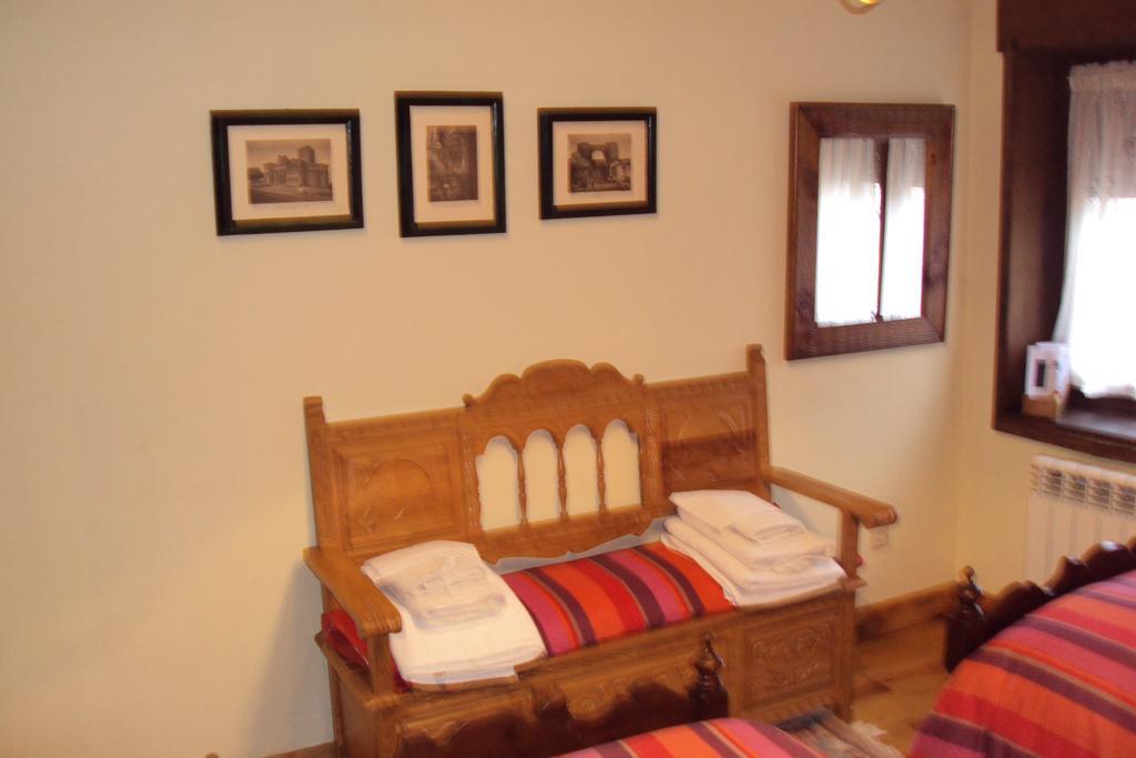 Artesano I Y III Pensionat Navarredonda de Gredos Exteriör bild